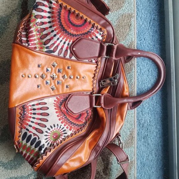 Handbag - Picture 2 of 2